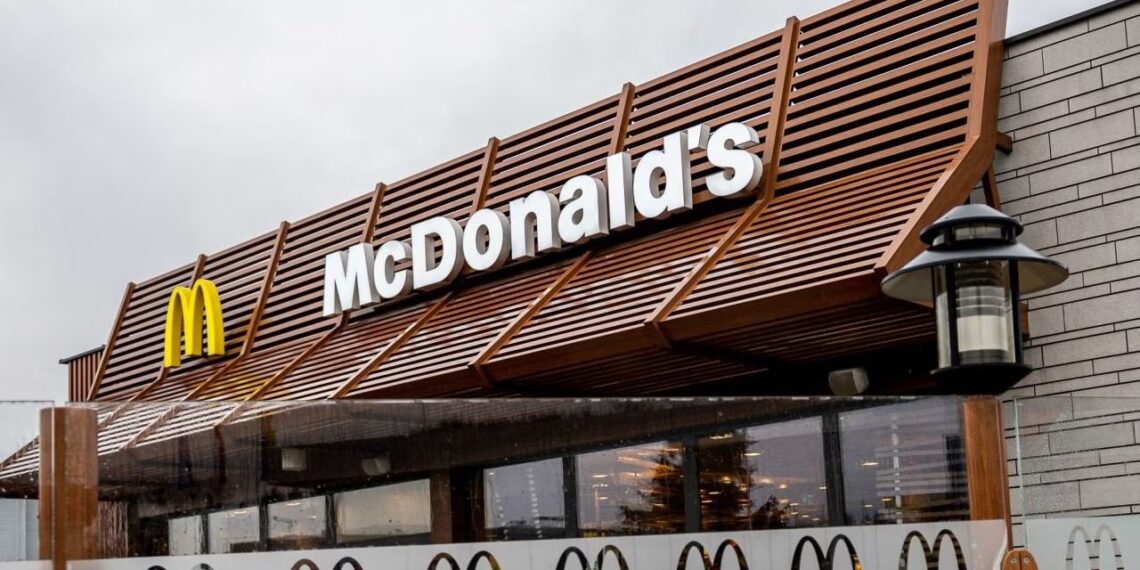 McDonald’s to Lay Off Employees and Close Offices Amid U.S. Layoff Wave